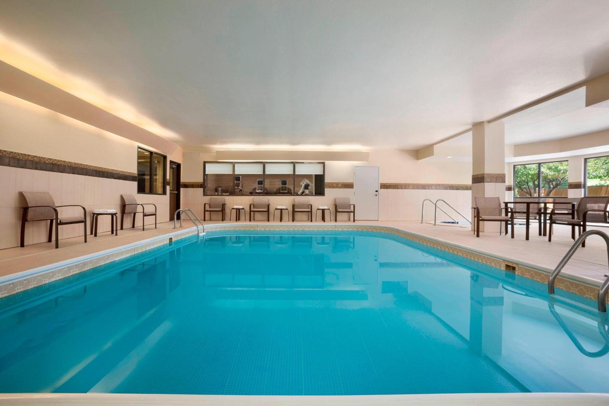 Courtyard By Marriott Springfield Hotel Buitenkant foto